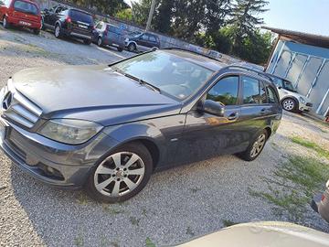 Mercedes-Benz C 220 SW cdi be bluxecutive automati