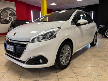 PEUGEOT 208 1° serie PureTech 82 5 porte ** km c