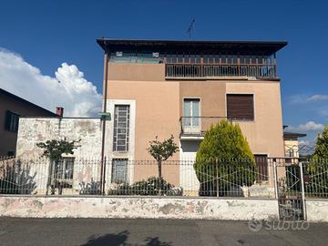 Casa indipendente da ristrutturare