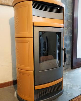 STUFA PELLET EDILKAMIN SOLEIL IN CERAMICA