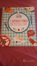 Il supericettario per piccoli chef con adesivi