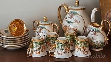 Servizio da caffè o tea in porcellana Capodimonte 