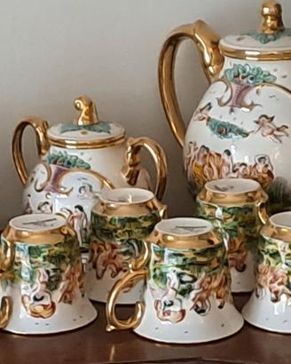 Servizio da caffè o tea in porcellana Capodimonte 