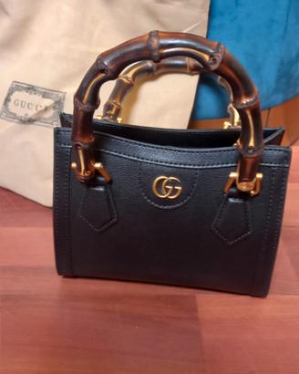 Borsa Gucci Diana Mini 