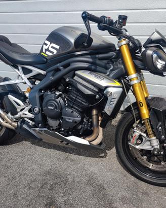 Speed Triple 1200 RS tagliandata accessoriata 
