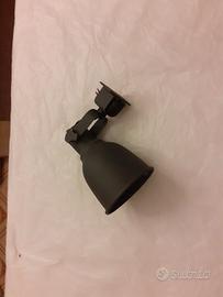 Lampada Ikea Hektar da parete grigia