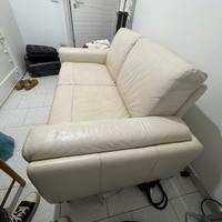 Divano in pelle natuzzi