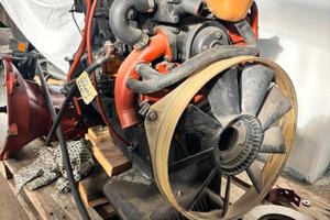 LT28 WESTFALIA - MOTORE  PERKINS 4.165