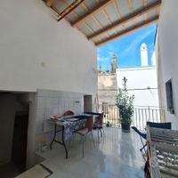 Grottaglie-indipendente con veranda