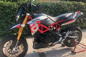 Aprilia Dorsoduro 900