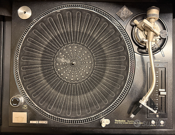 Consolle Dj 2 Technics SL-1210M5G + Mixer DJM-700