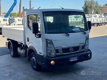 Nissan NT 400 Euro 6 cassone ribaltabile nuovo