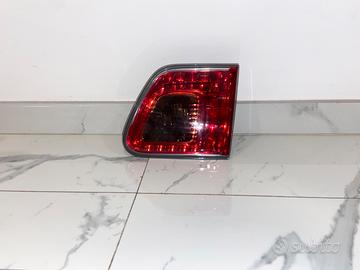 Fanale Posteriore DX. Toyota Avensis 81581-05110