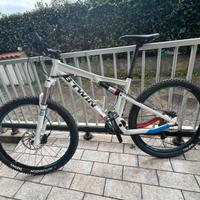 MountainBike RockRider 720S