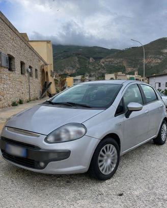 Fiat Punto Evo Dynamic 1.4  77 CV - 5 porte - 2010