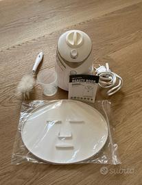 Macchina per maschere viso