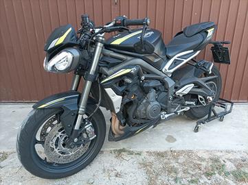 Triumph Street Triple 765 RS