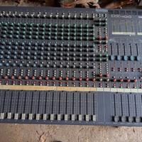 Mixer Yamaha MX400 16 channel