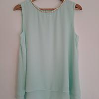 Maglia Smanicata con Applique