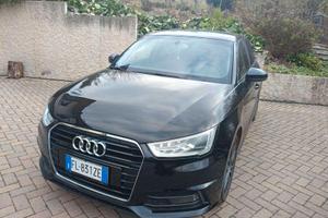 A1 Sportback 1.6 tdi S Line Edition 90cv