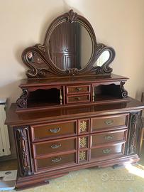 Elegante comò con specchiera anni ’70