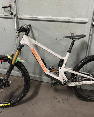 Santa cruz nomad 6 CC