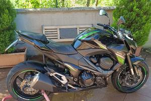 Moto Kawasaki Z800