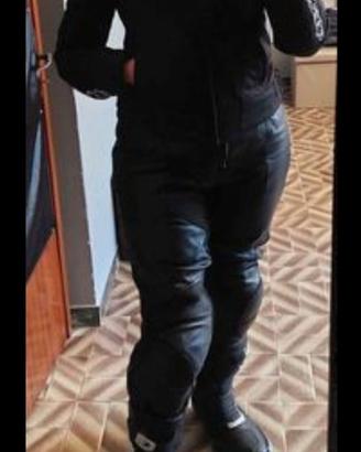 Abbigliamento donna moto