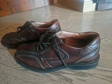 scarpe uomo con lacci