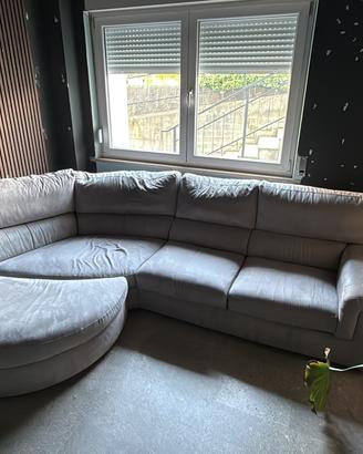 Divano poltronesofa con pouf mezzaluna maxi