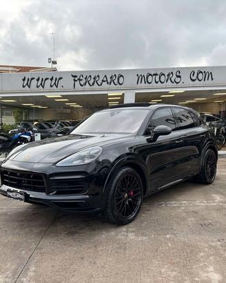 Porsche Cayenne 4.0 GTS 2023 / KM 20.000 Tua a sol