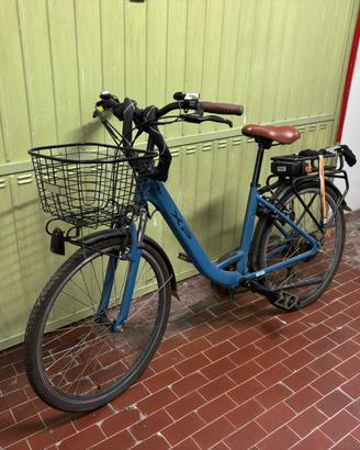 Bici elettrica da donna
