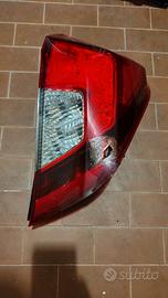 Faro Honda Jazz 2017