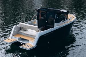 NEW Manara 775 PILOTHOUSE - CVT Nautica