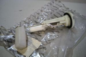 INDICATORE LIVELLO CARBURANTE SFERA 50 PIAGGIO 259