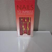 Nails to impress