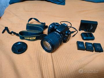 Nikon D3100, Nikkor 18-105, 3x batteria, 8GB Sd