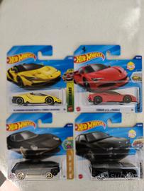 4 modellini hot wheels 