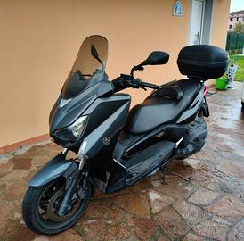 Yamaha x-max 400 Iron Max