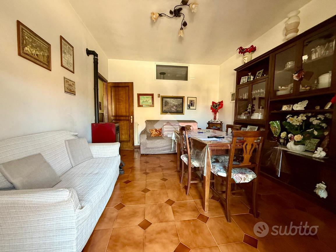 5 LOCALI A GUBBIO - Altro