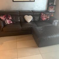 Divano in pelle poltrone e sofà