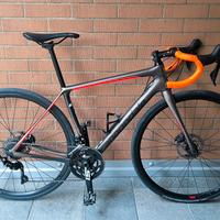 Cannondale Synapse Carbon Disc, tg. S, Shimano 105