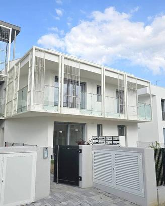 Appartamento di 125 m² con 4 locali e box auto a M