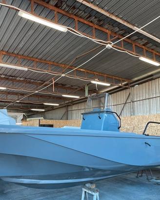 Boston Whaler Guardian 22
