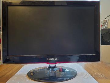 Televisore Samsung 22 "