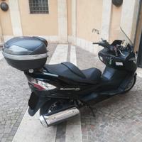 Suzuki AN Burgman 400 - 2011