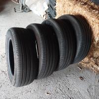 4 Michelin Primacy 4 215/65 R17