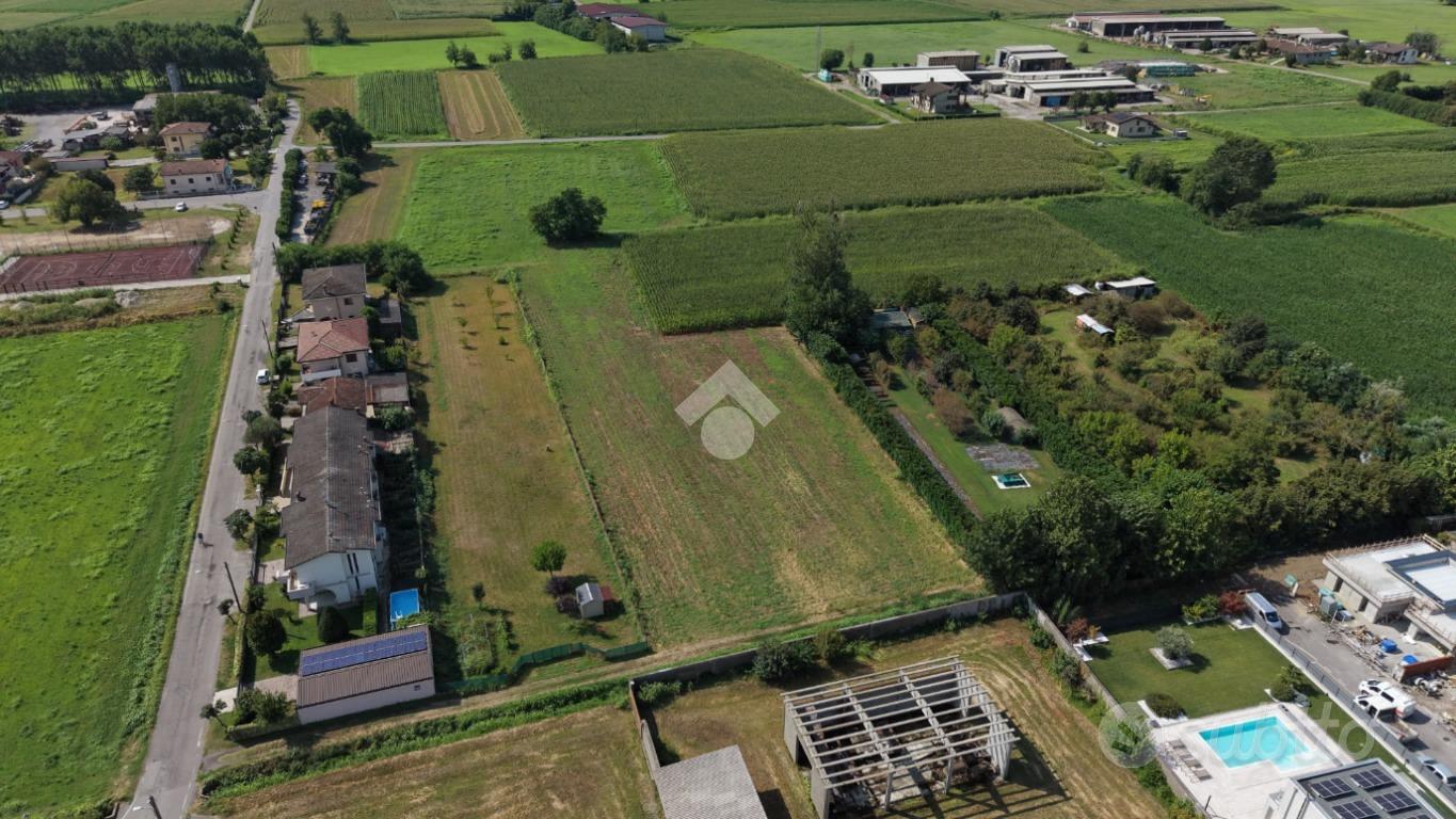 TERRENO A IZANO - Altro