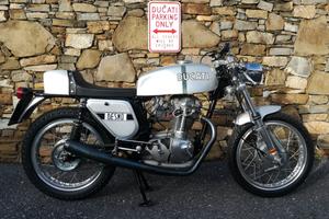 Ducati epoca Desmo 450