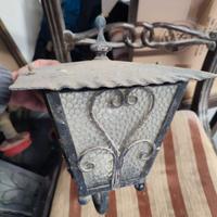 Lampadario in ferro battuto